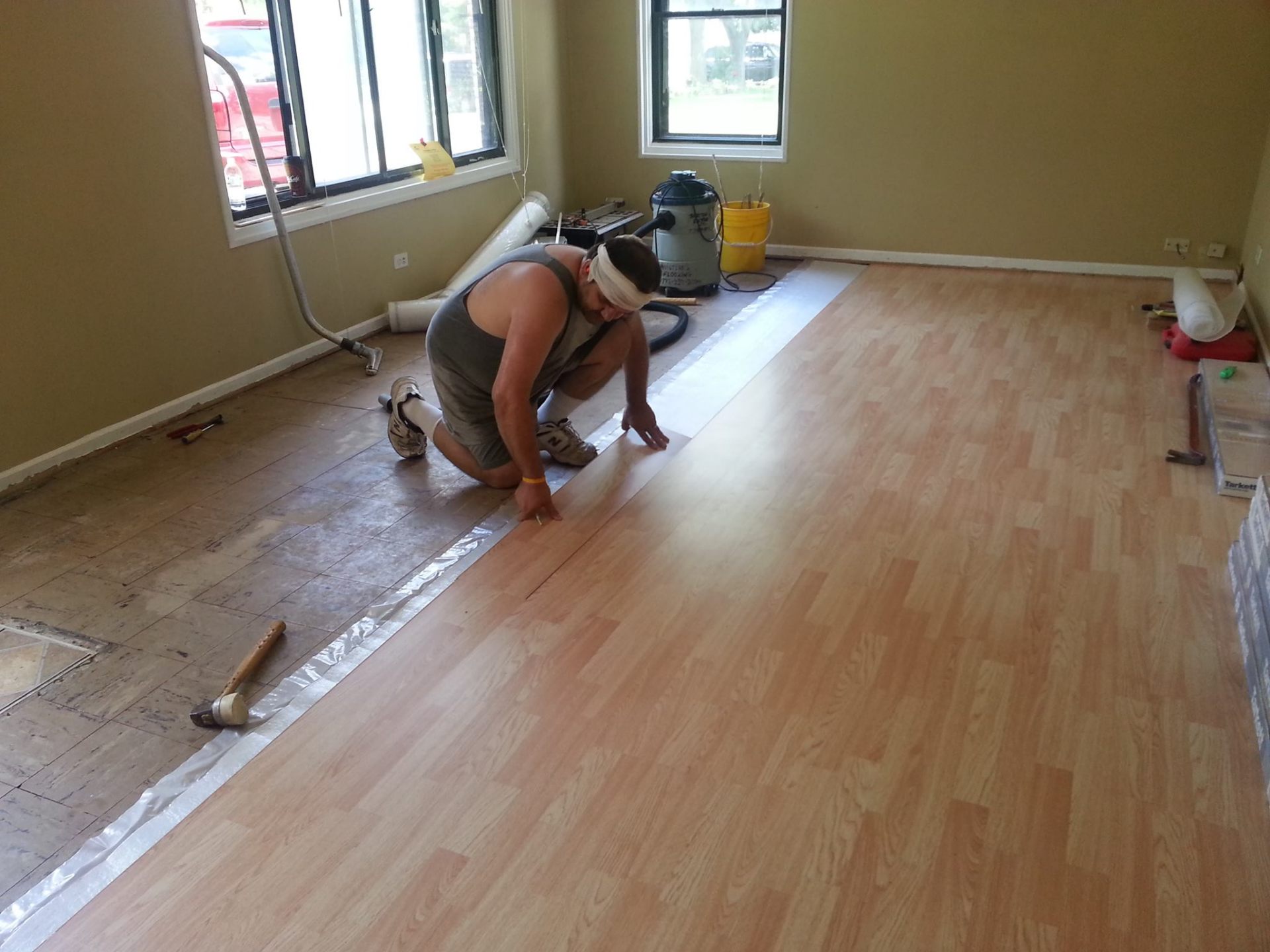 Laminate flooring installation